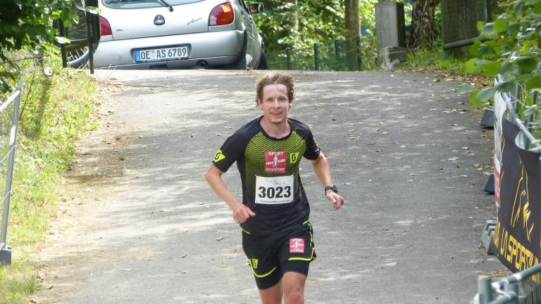 Halbmarathon Herren 1. Platz - Tim Dally - Sport Schneider Trail Team